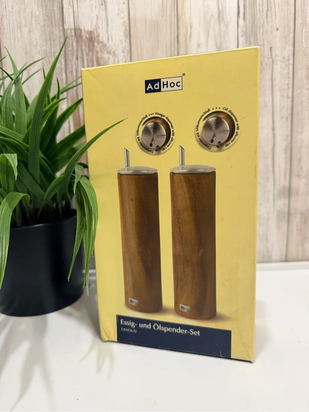 AdHoc Wooden Oil and Vinegar Set - Brown